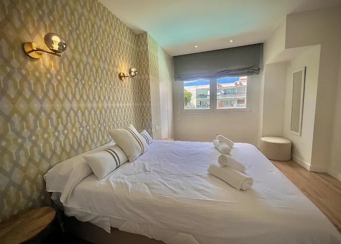 Marbella Downtown 45 With Pool By Homing